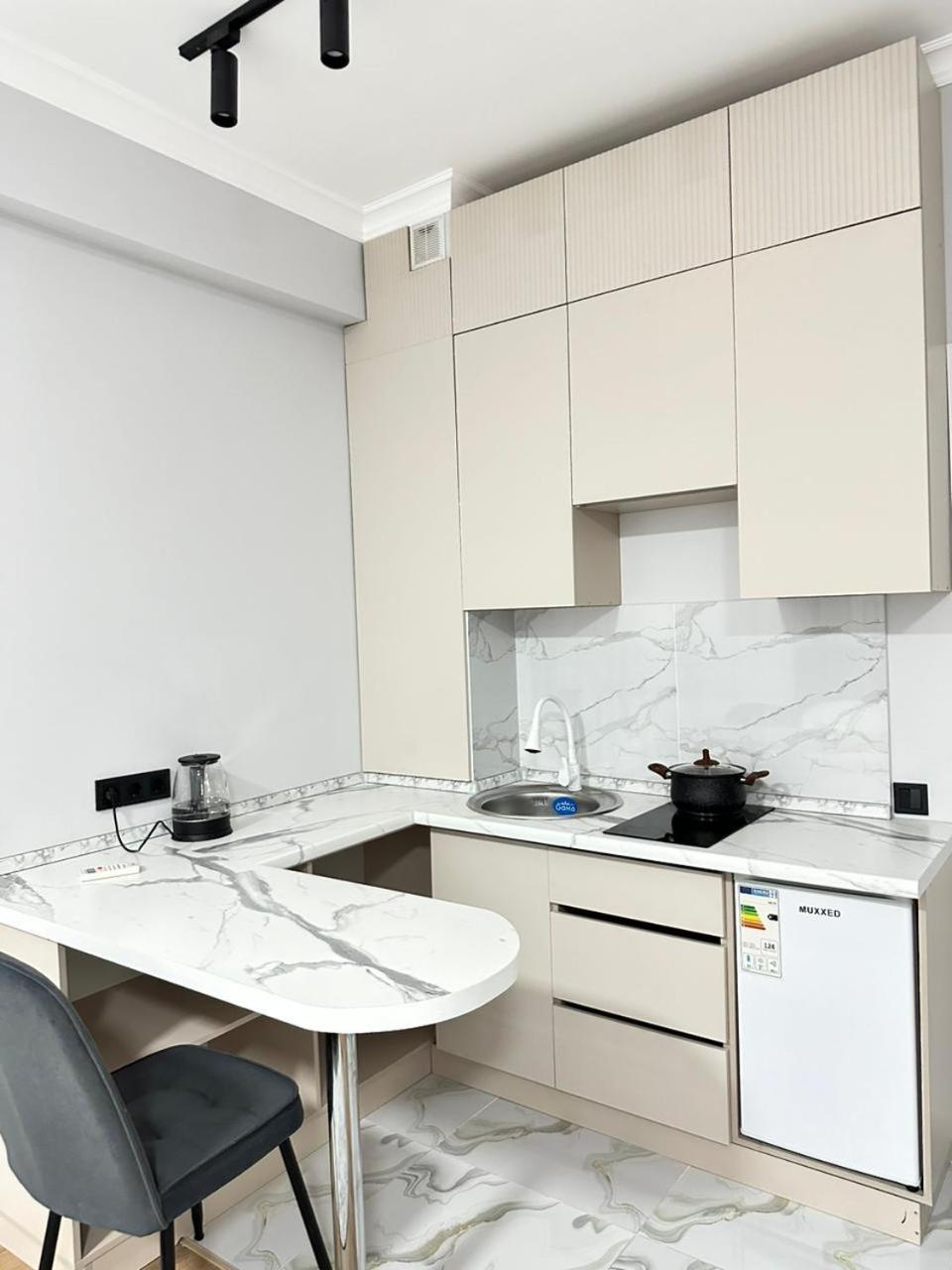 Apart Otel Amz Almatı
