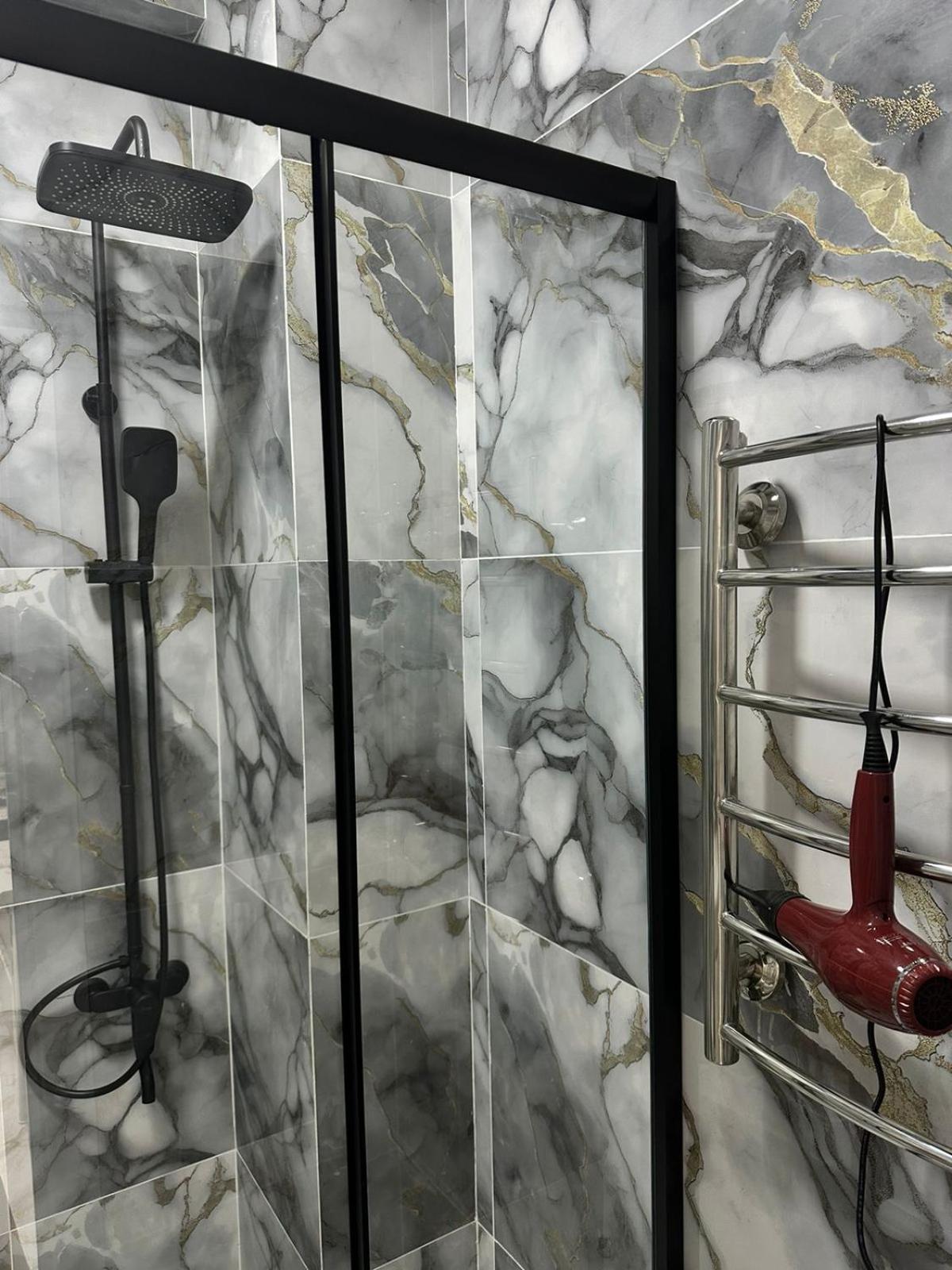 Amz Apart Otel Almatı